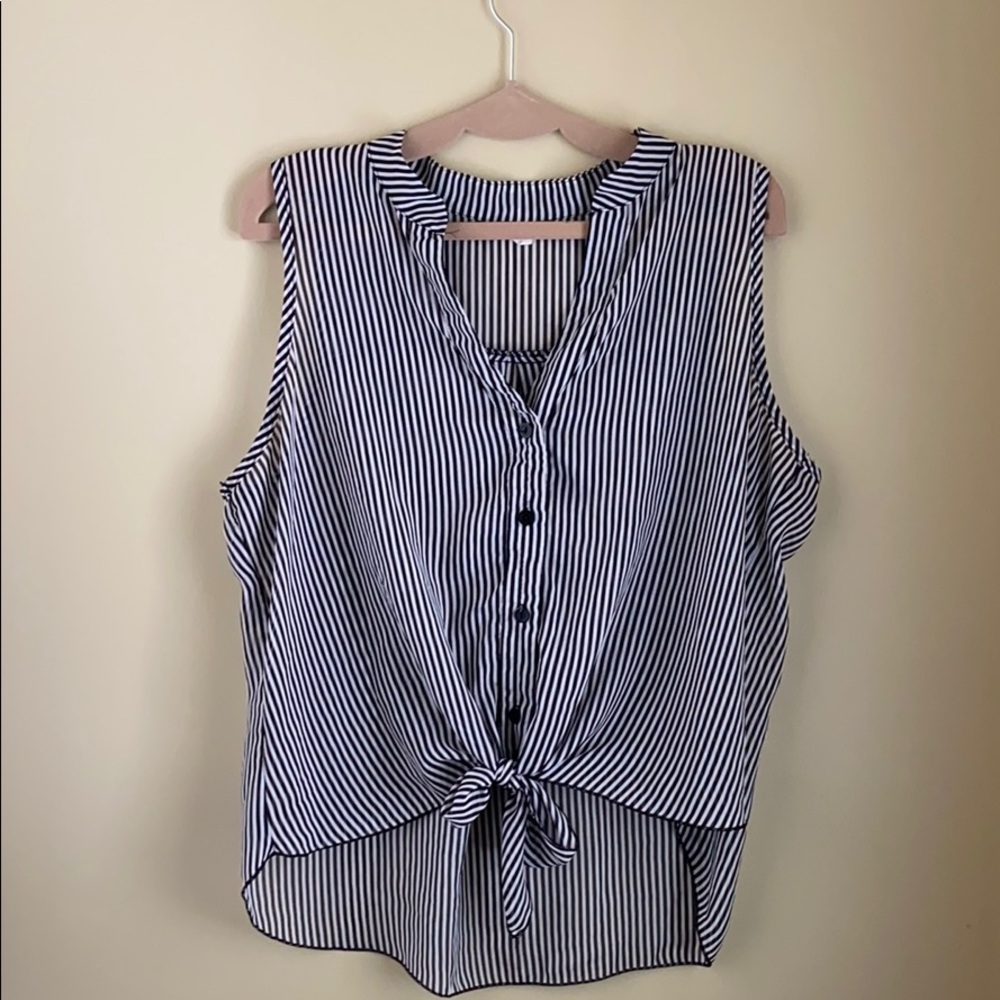Fashion to Figure Hi-Lo Sleeves button up top